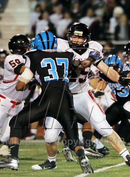 Thumbnail 2 in Upper St. Clair vs. Woodland Hills (WPIAL Semifinal) photogallery.