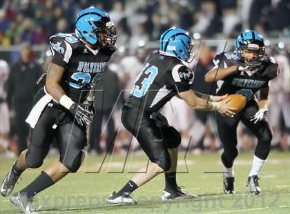 Thumbnail 2 in Upper St. Clair vs. Woodland Hills (WPIAL Semifinal) photogallery.