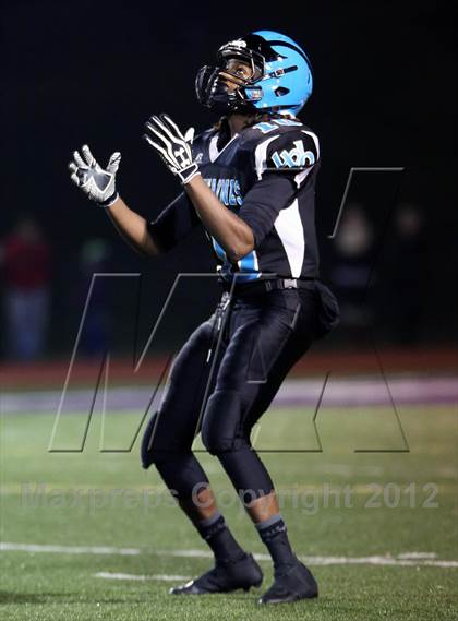 Thumbnail 1 in Upper St. Clair vs. Woodland Hills (WPIAL Semifinal) photogallery.