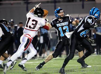 Thumbnail 1 in Upper St. Clair vs. Woodland Hills (WPIAL Semifinal) photogallery.