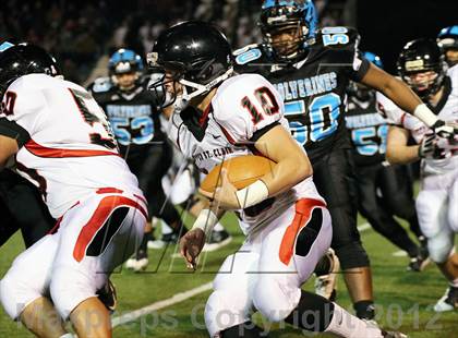 Thumbnail 2 in Upper St. Clair vs. Woodland Hills (WPIAL Semifinal) photogallery.