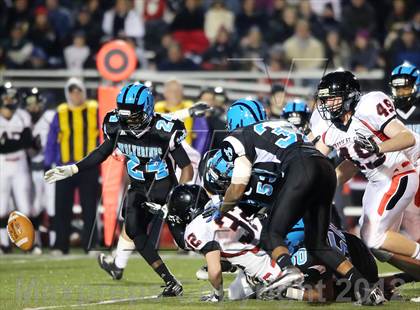 Thumbnail 3 in Upper St. Clair vs. Woodland Hills (WPIAL Semifinal) photogallery.