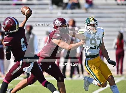 Thumbnail 2 in Heights vs. Stratford (UIL 6A Bi-District Playoff) photogallery.