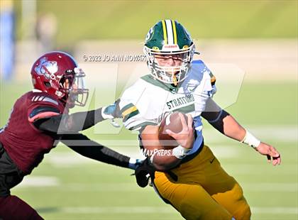 Thumbnail 2 in Heights vs. Stratford (UIL 6A Bi-District Playoff) photogallery.