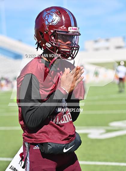 Thumbnail 2 in Heights vs. Stratford (UIL 6A Bi-District Playoff) photogallery.