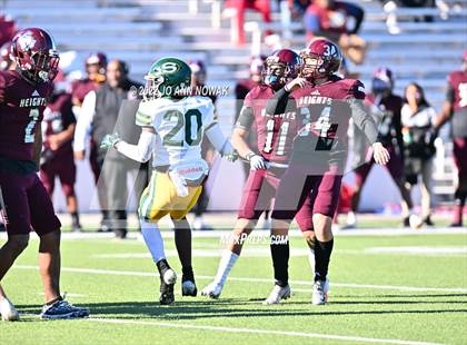 Thumbnail 2 in Heights vs. Stratford (UIL 6A Bi-District Playoff) photogallery.
