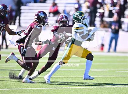 Thumbnail 3 in Heights vs. Stratford (UIL 6A Bi-District Playoff) photogallery.