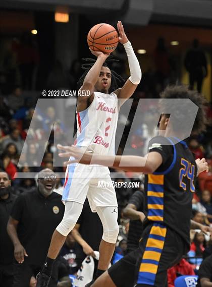 Thumbnail 1 in Simeon vs. Kenwood photogallery.