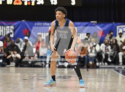 Thumbnail 1 in Simeon vs. Kenwood photogallery.