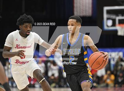 Thumbnail 3 in Simeon vs. Kenwood photogallery.