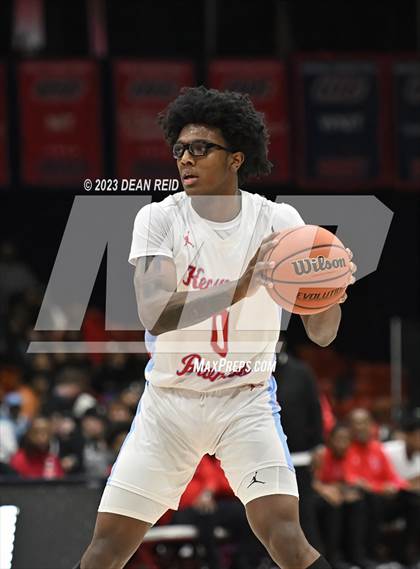 Thumbnail 1 in Simeon vs. Kenwood photogallery.