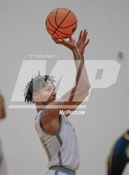 Thumbnail 1 in Carrollton vs. South Gwinnett (Tournament of Champions) photogallery.