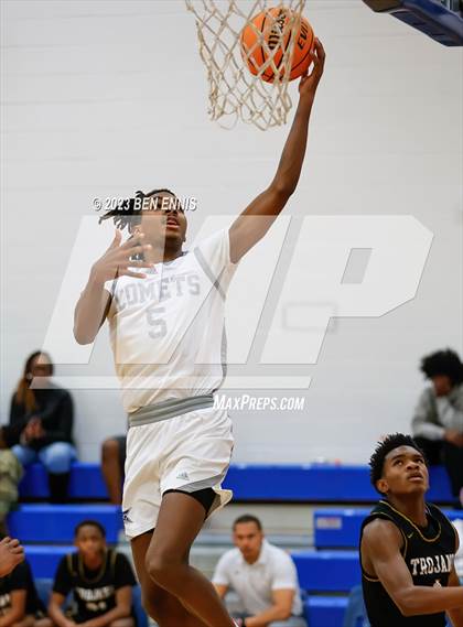 Thumbnail 2 in Carrollton vs. South Gwinnett (Tournament of Champions) photogallery.