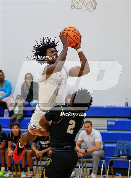 Thumbnail 1 in Carrollton vs. South Gwinnett (Tournament of Champions) photogallery.