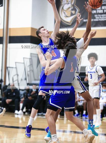 Thumbnail 2 in Windward vs  San Marcos (The Warrior Showcase) photogallery.