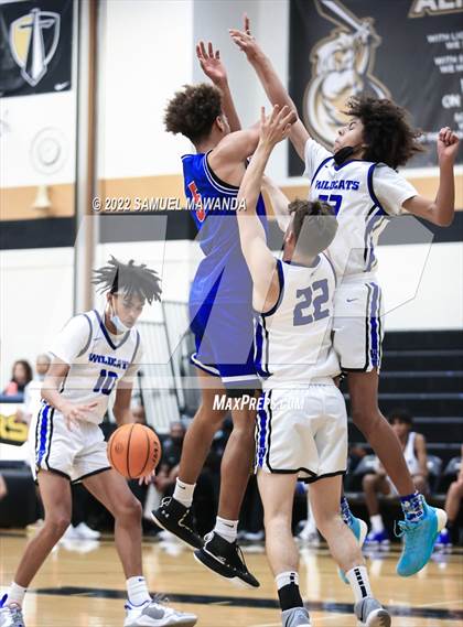 Thumbnail 2 in Windward vs  San Marcos (The Warrior Showcase) photogallery.