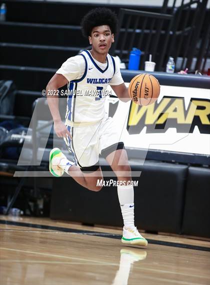 Thumbnail 2 in Windward vs  San Marcos (The Warrior Showcase) photogallery.