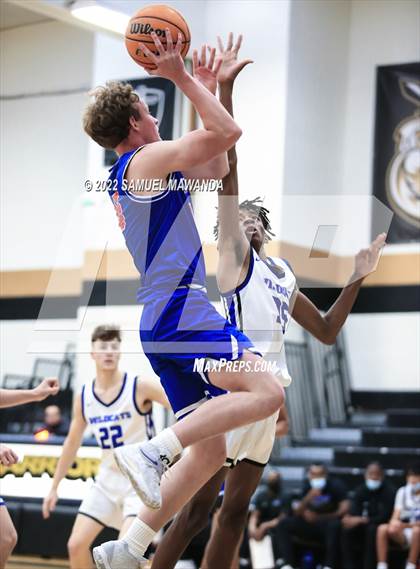 Thumbnail 3 in Windward vs  San Marcos (The Warrior Showcase) photogallery.