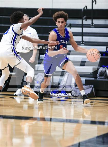 Thumbnail 3 in Windward vs  San Marcos (The Warrior Showcase) photogallery.