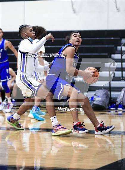 Thumbnail 3 in Windward vs  San Marcos (The Warrior Showcase) photogallery.
