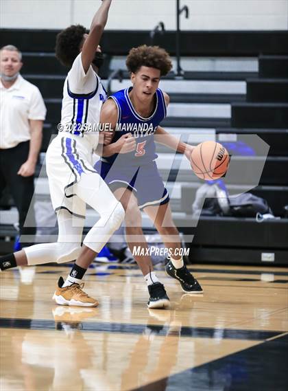 Thumbnail 1 in Windward vs  San Marcos (The Warrior Showcase) photogallery.
