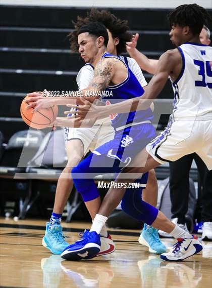 Thumbnail 3 in Windward vs  San Marcos (The Warrior Showcase) photogallery.