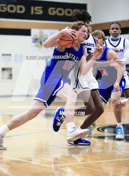 Thumbnail 1 in Windward vs  San Marcos (The Warrior Showcase) photogallery.