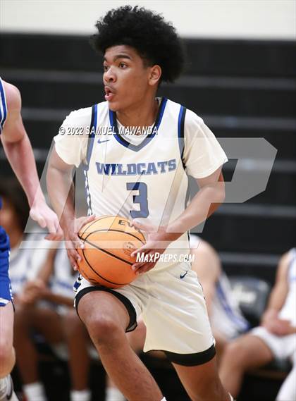 Thumbnail 1 in Windward vs  San Marcos (The Warrior Showcase) photogallery.