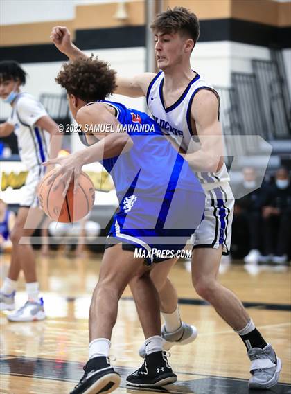 Thumbnail 1 in Windward vs  San Marcos (The Warrior Showcase) photogallery.