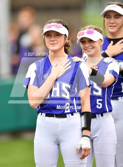 Thumbnail 2 in Jacksboro vs Comanche (UIL 3A Bi-District) photogallery.