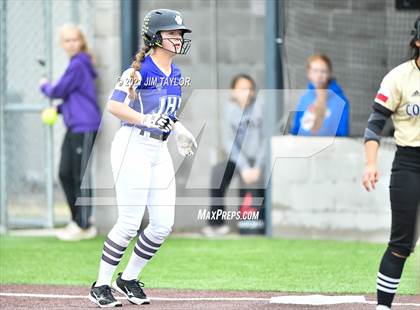 Thumbnail 3 in Jacksboro vs Comanche (UIL 3A Bi-District) photogallery.