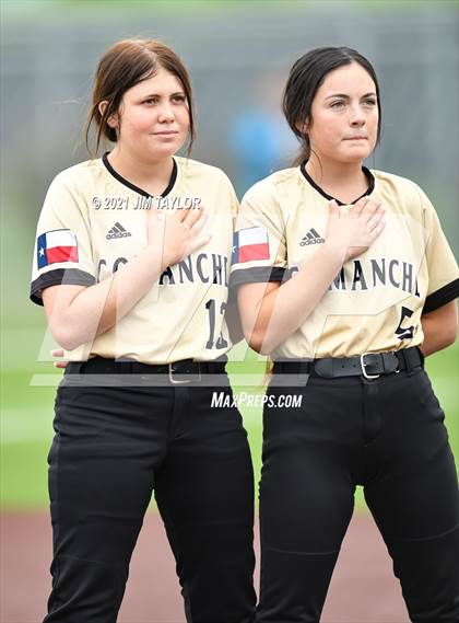 Thumbnail 1 in Jacksboro vs Comanche (UIL 3A Bi-District) photogallery.