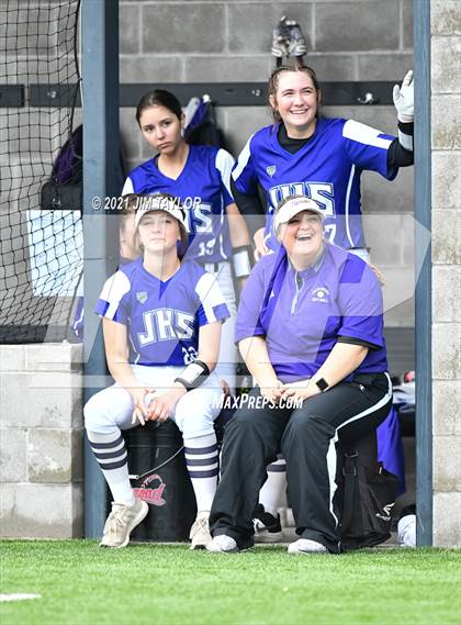 Thumbnail 1 in Jacksboro vs Comanche (UIL 3A Bi-District) photogallery.