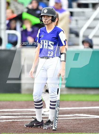 Thumbnail 1 in Jacksboro vs Comanche (UIL 3A Bi-District) photogallery.