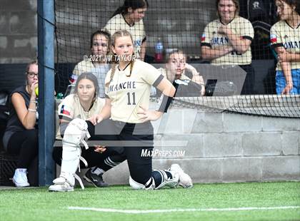 Thumbnail 2 in Jacksboro vs Comanche (UIL 3A Bi-District) photogallery.