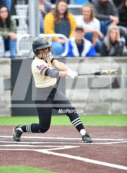 Thumbnail 1 in Jacksboro vs Comanche (UIL 3A Bi-District) photogallery.