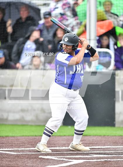 Thumbnail 3 in Jacksboro vs Comanche (UIL 3A Bi-District) photogallery.