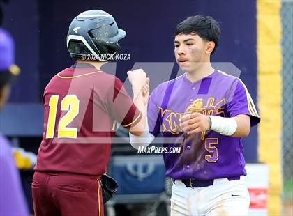 Thumbnail 2 in Firebaugh vs. Lynwood photogallery.