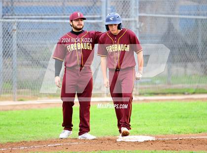 Thumbnail 3 in Firebaugh vs. Lynwood photogallery.