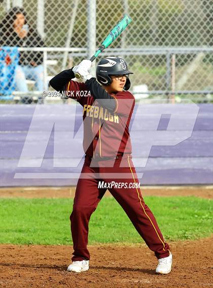 Thumbnail 2 in Firebaugh vs. Lynwood photogallery.