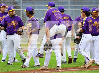 Thumbnail 1 in Firebaugh vs. Lynwood photogallery.