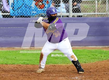 Thumbnail 2 in Firebaugh vs. Lynwood photogallery.