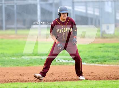 Thumbnail 2 in Firebaugh vs. Lynwood photogallery.