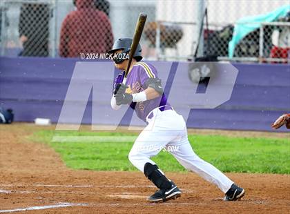 Thumbnail 3 in Firebaugh vs. Lynwood photogallery.