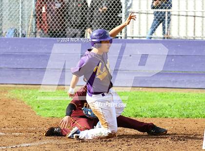 Thumbnail 3 in Firebaugh vs. Lynwood photogallery.