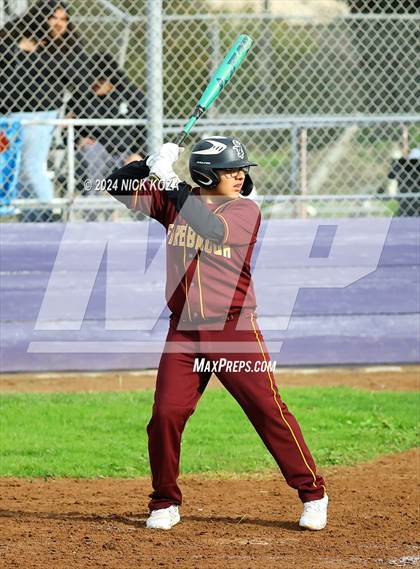 Thumbnail 1 in Firebaugh vs. Lynwood photogallery.