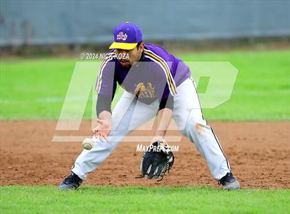 Thumbnail 1 in Firebaugh vs. Lynwood photogallery.