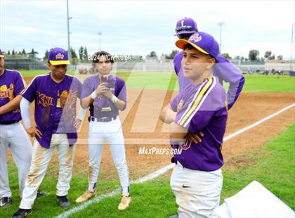 Thumbnail 3 in Firebaugh vs. Lynwood photogallery.