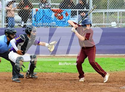 Thumbnail 2 in Firebaugh vs. Lynwood photogallery.