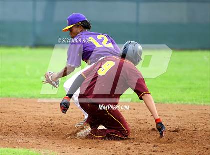 Thumbnail 3 in Firebaugh vs. Lynwood photogallery.